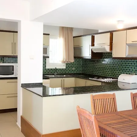 Villasaray & Hotel 3*