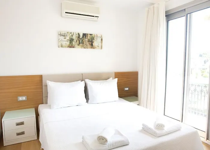 Villasaray & Szálloda